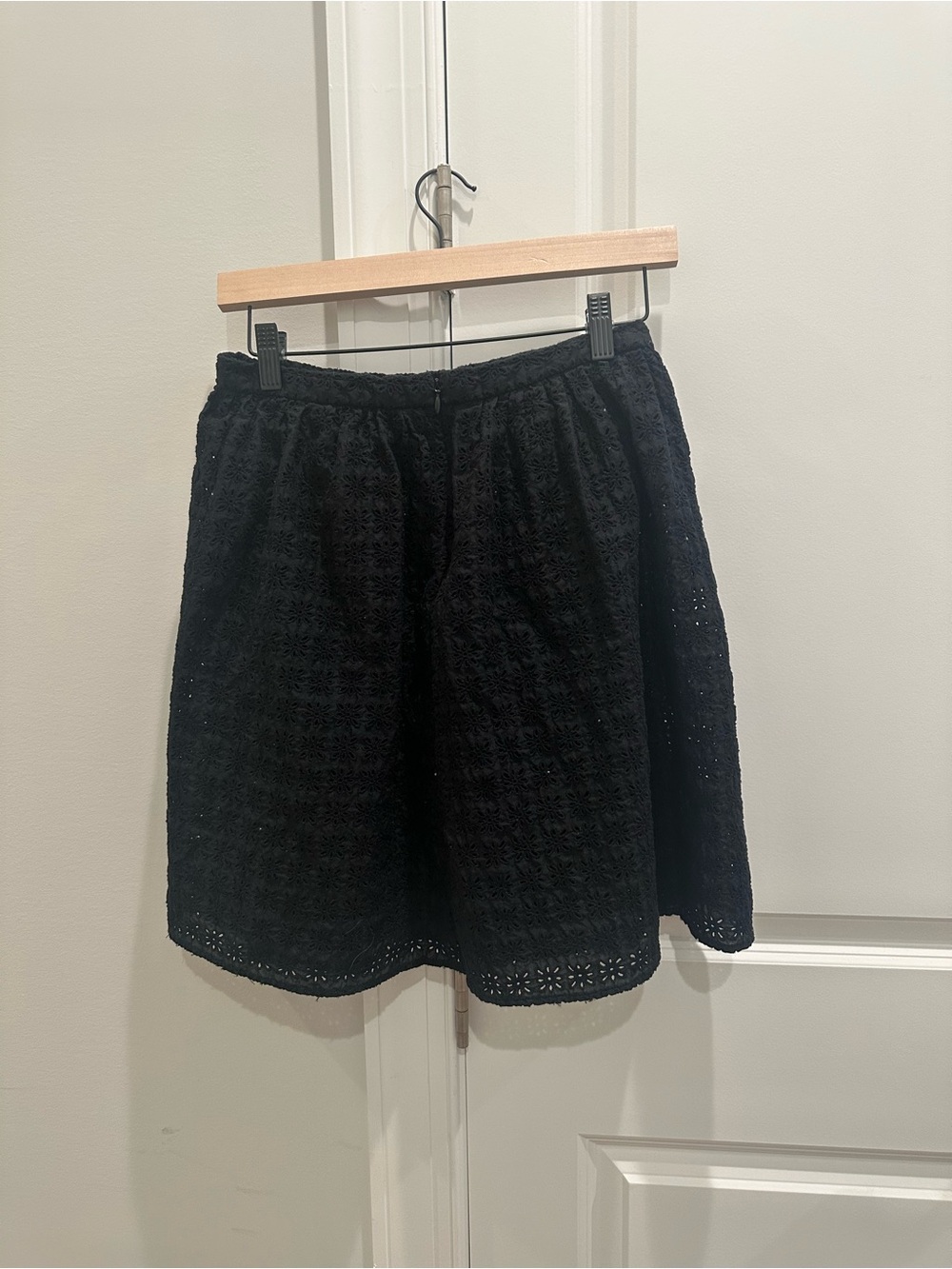 Uniqlo Black Eyelet Embroidered Skirt